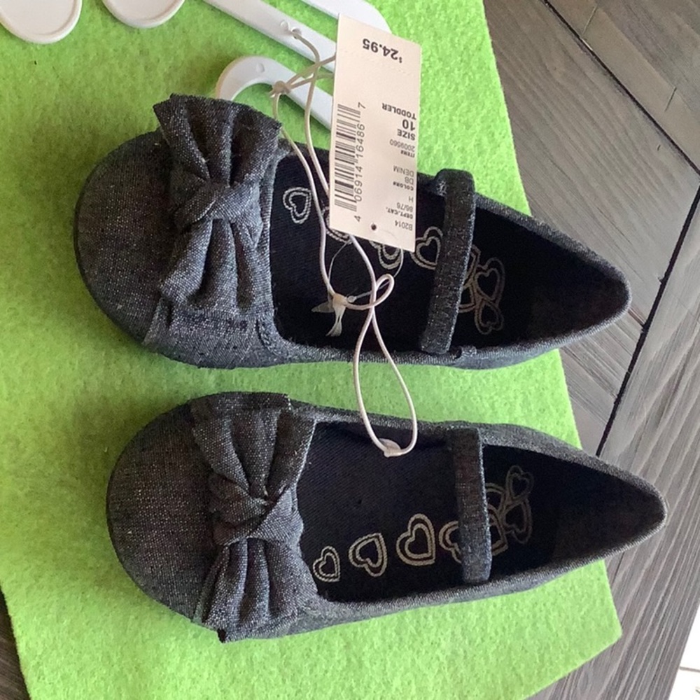 #20 Girls shoes
